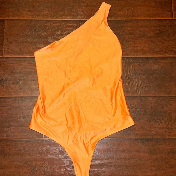 Fabletics orange bodysuit large - Picture 3 of 6